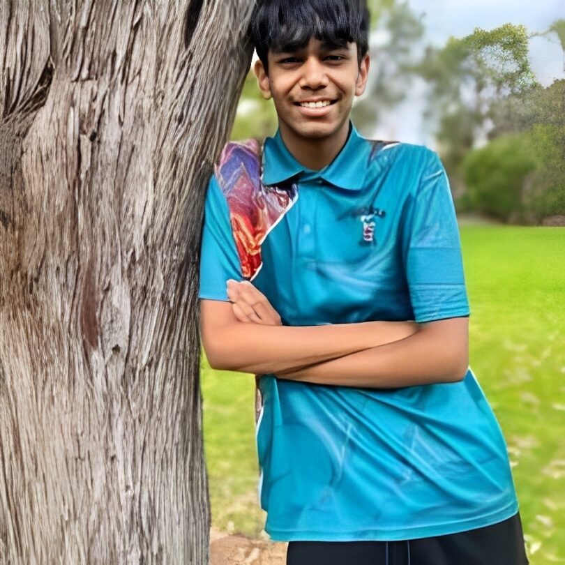 Robert-1-225x300-square (1)